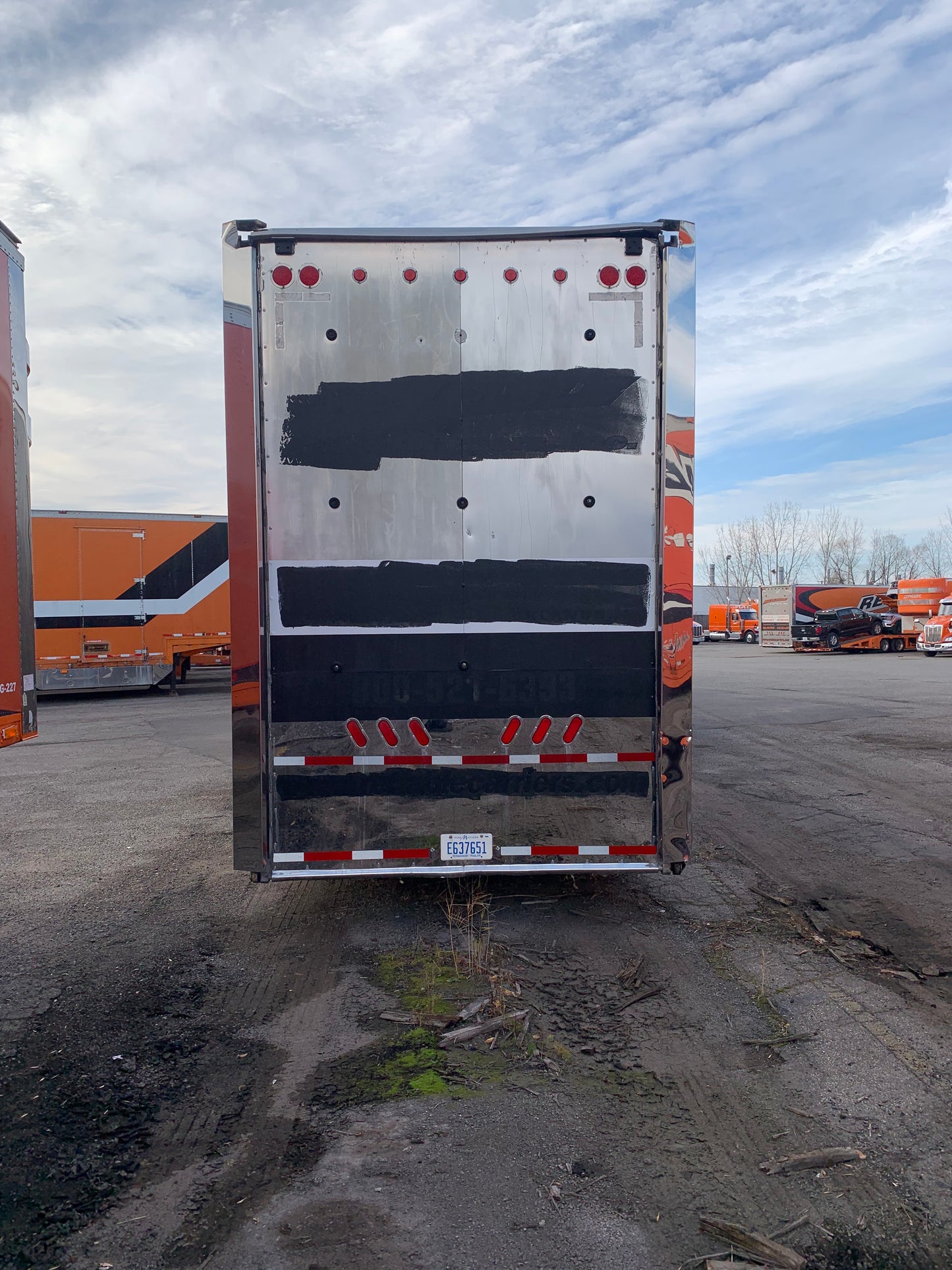 1999 Kentucky Liftgate Enclosed 7 Car Hauler - LG146