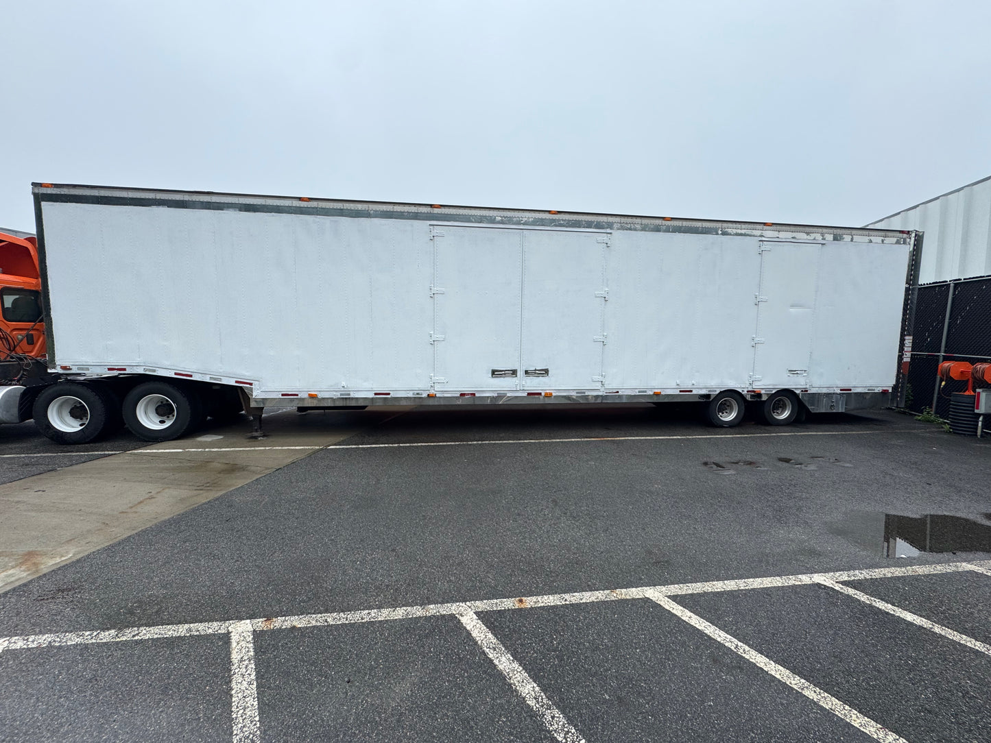 1995 Kentucky Liftgate Enclosed 6 Car Hauler - LG084