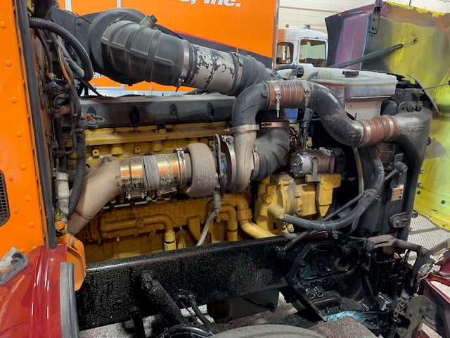 2008 Peterbilt 386 with 132" ARI Sleeper - 30777
