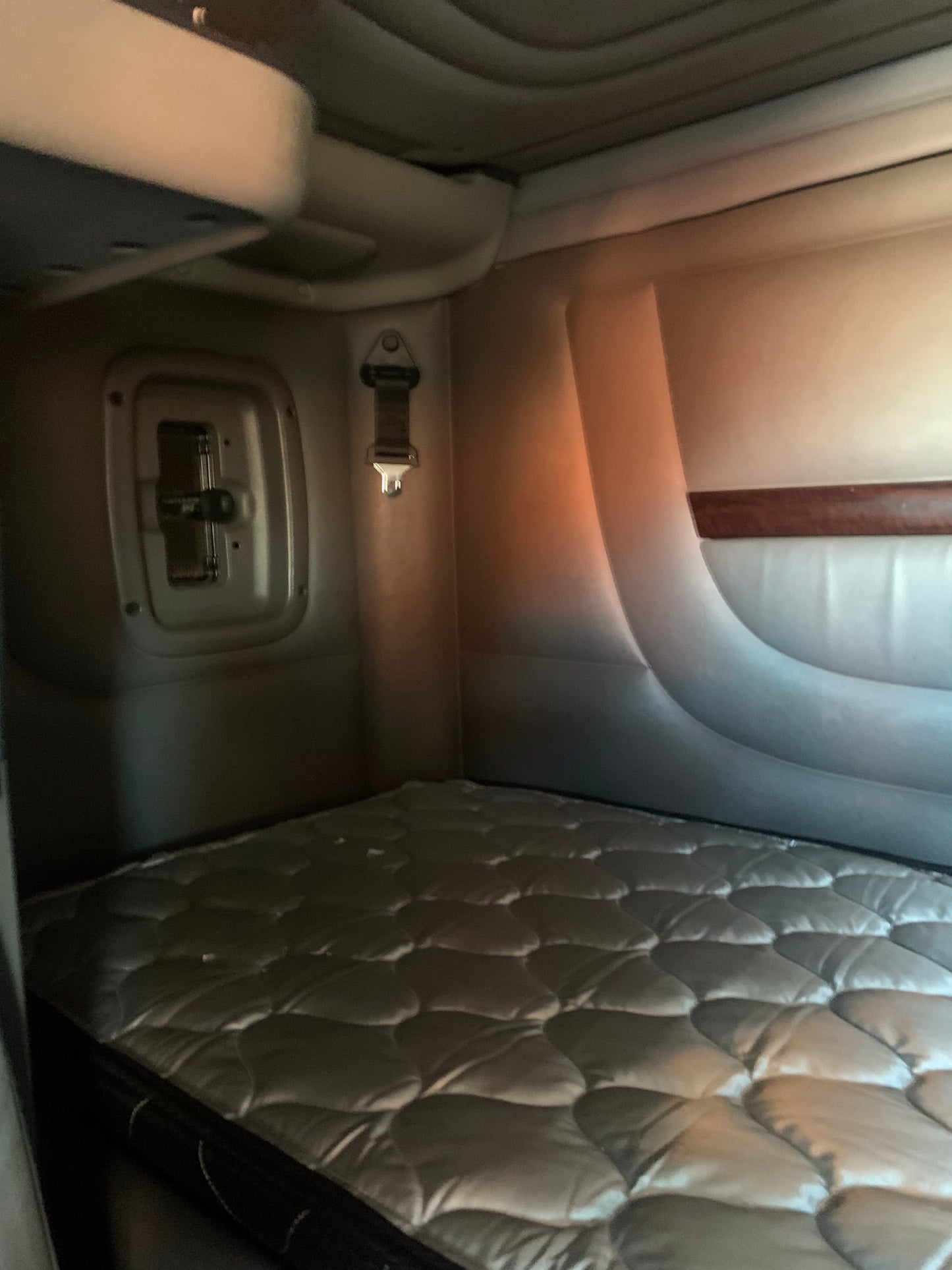 2014 Peterbilt 388 - 30840