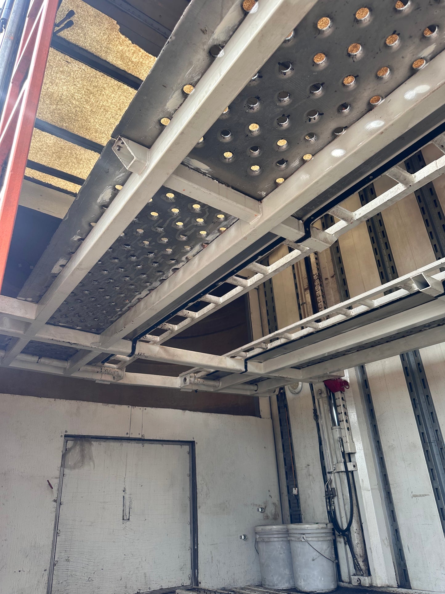 2000 Kentucky Liftgate Enclosed 7 Car Hauler - LG205 *PENDING SALE*