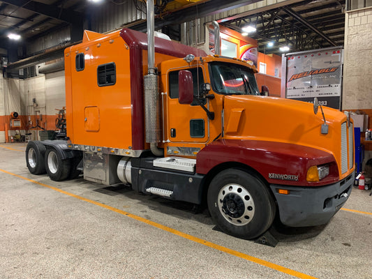2007 Kenworth T600 - 97” Sleeper - 30686 - PENDING SALE