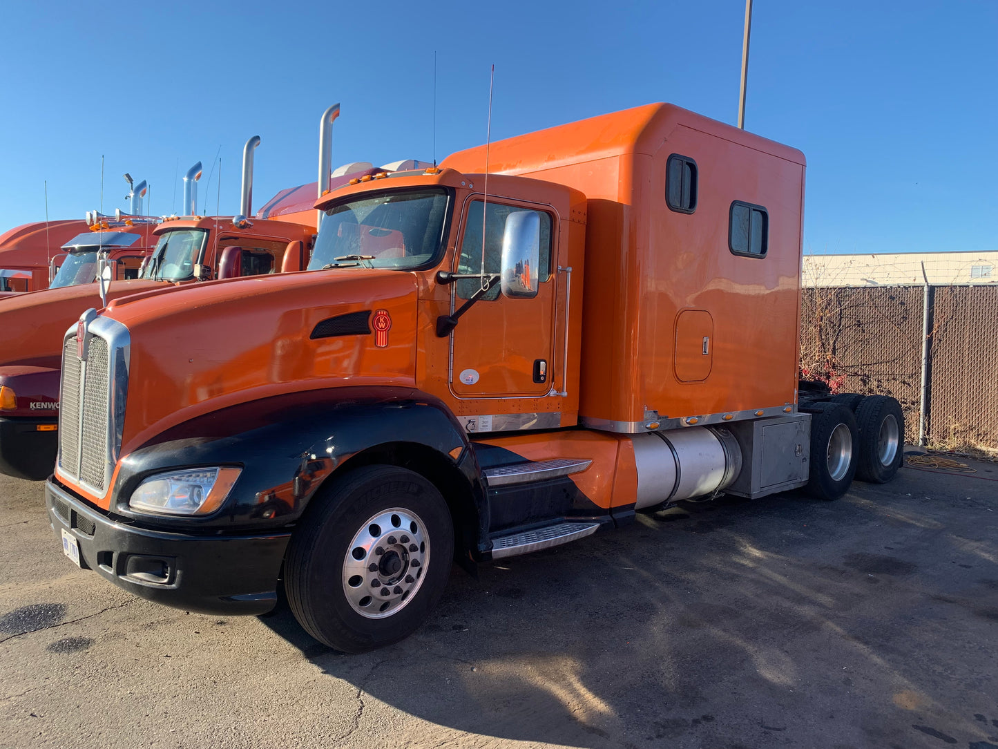 2011 Kenworth T660 - 30749