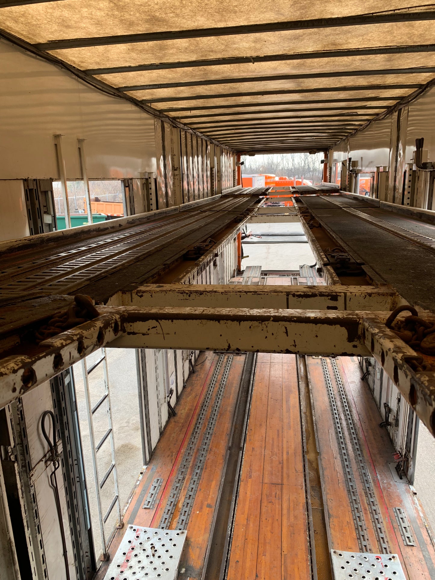 1998 Kentucky Liftgate Enclosed 7 Car Hauler - LG106