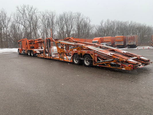 2015 Peterbilt 388 with 2001 Cottrell Stinger Open Car Carrier - 30885 - CT191