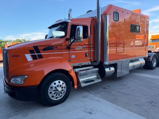 2014 Kenworth T660 with 144" ARI Sleeper - 30921