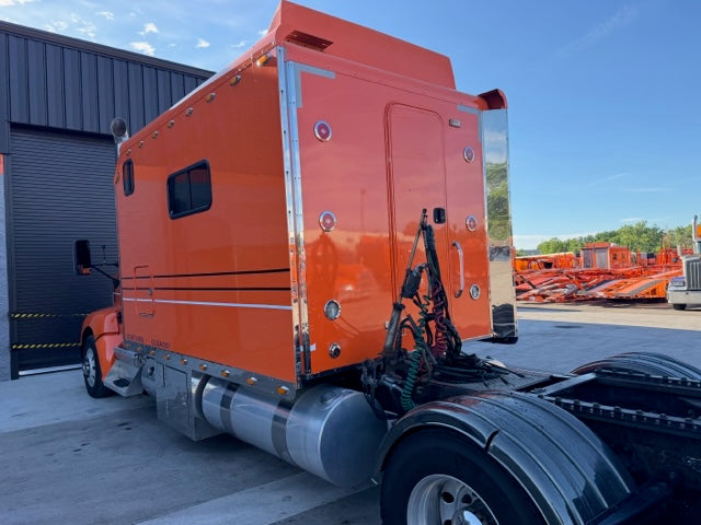 2014 Kenworth T660 with 144" ARI Sleeper - 30921