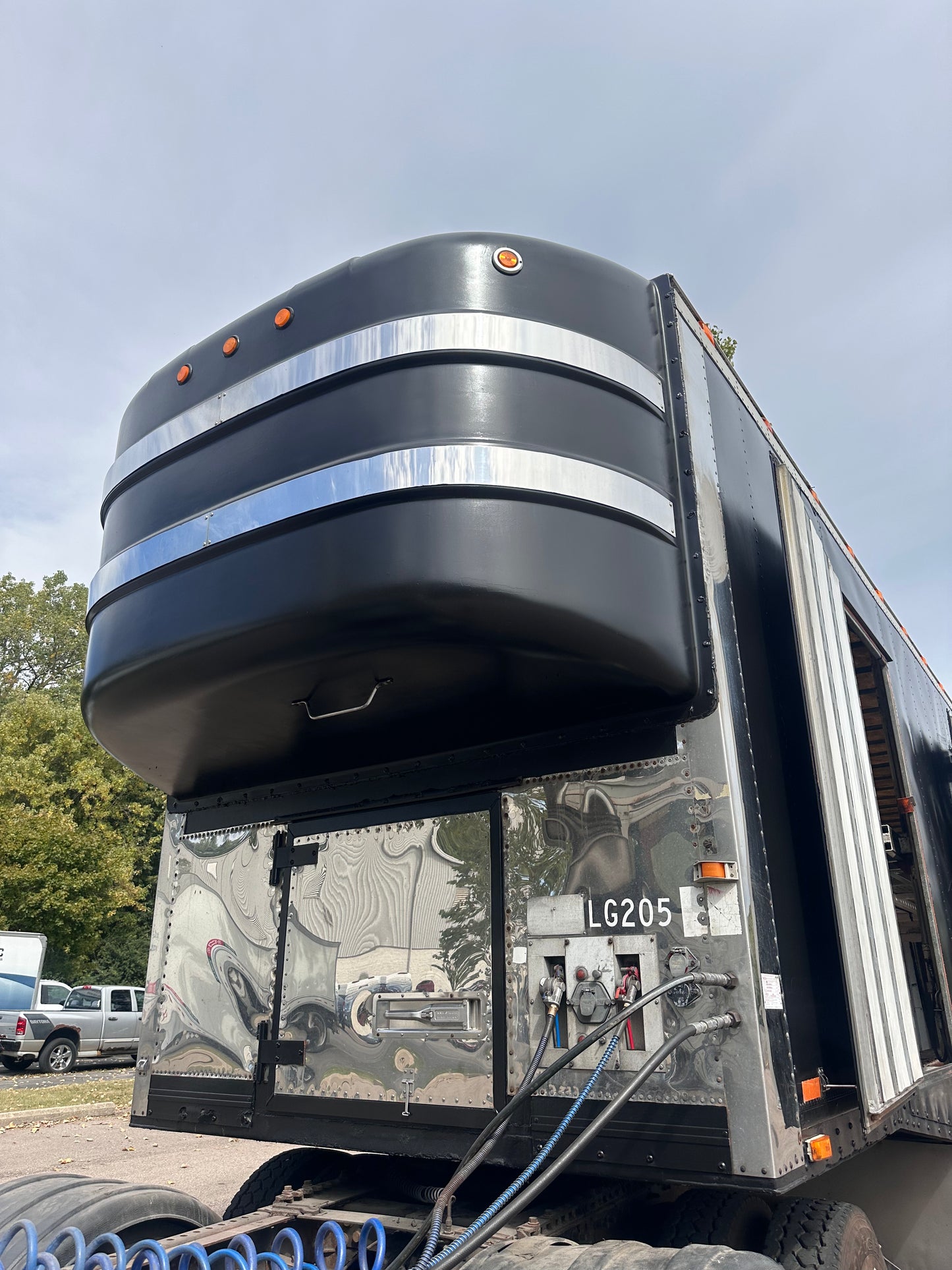 2000 Kentucky Liftgate Enclosed 7 Car Hauler - LG205 *PENDING SALE*
