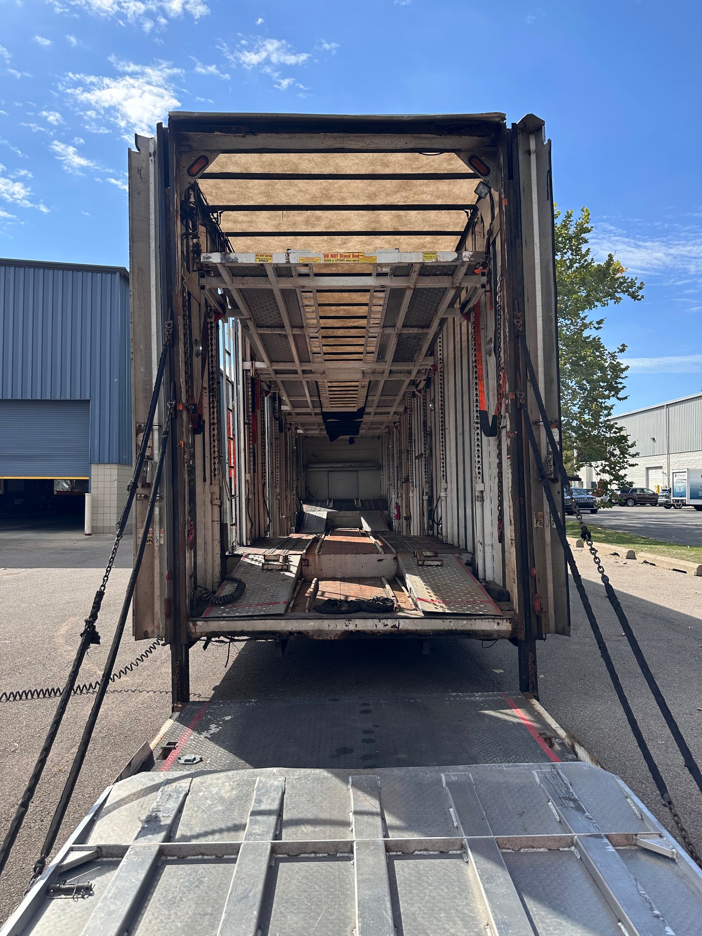 2000 Kentucky Liftgate Enclosed 7 Car Hauler - LG204 *PENDING SALE*